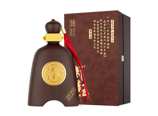 楚雄武陵酒回收武陵王武王礼盒装白酒