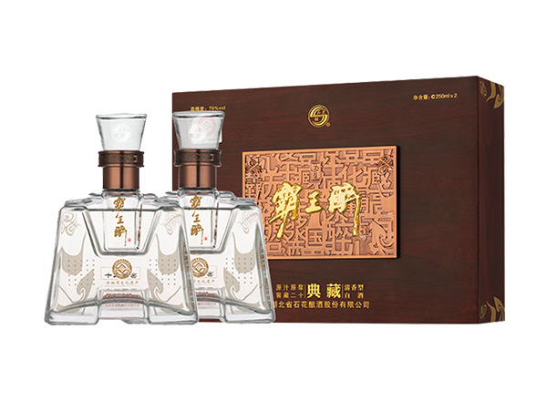 楚雄石花酒回收霸王醉典藏礼盒70度石花霸王醉酒