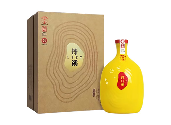 楚雄丹溪黄酒回收丹溪1327红曲黄酒五星黄15年